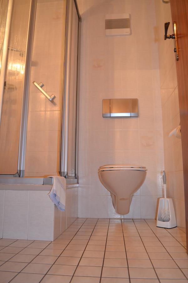 Hotel Weisser Hirsch Schwarzburg Δωμάτιο φωτογραφία